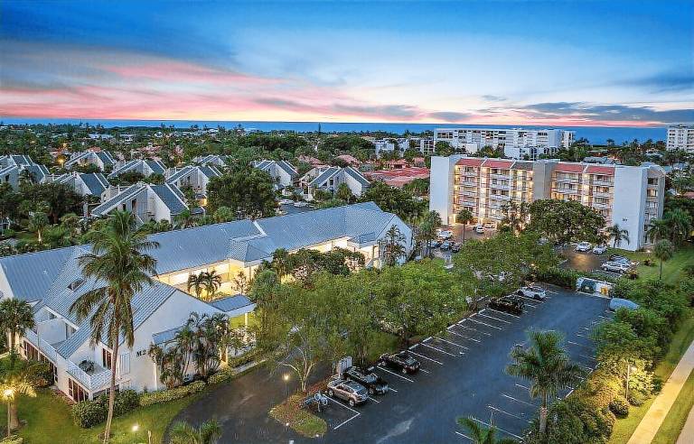 Bed & Breakfast Jupiter Ocean Raquet Club