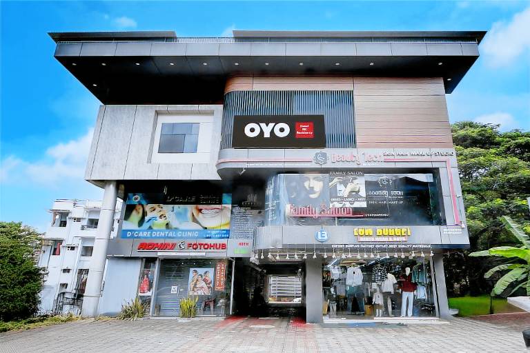 Hotel O R K Residency