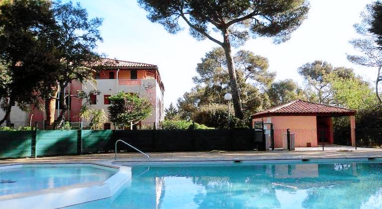 Lovely rental apartment | Beach nearby | Pets allowed in Fréjus