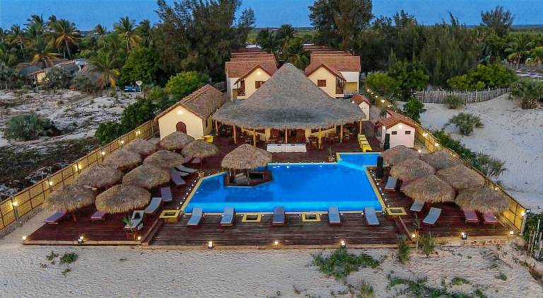 LAGUNA BEACH in Morondava