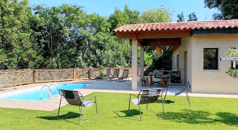 Fully equipped charming villa with terrace, barbeque & yard | Suitable for remote work | Pets allowed in Saint-Paul-de-Vence