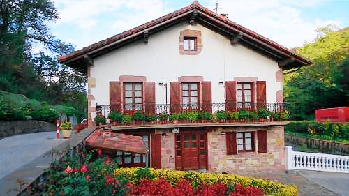 Casa Zugarramurdi