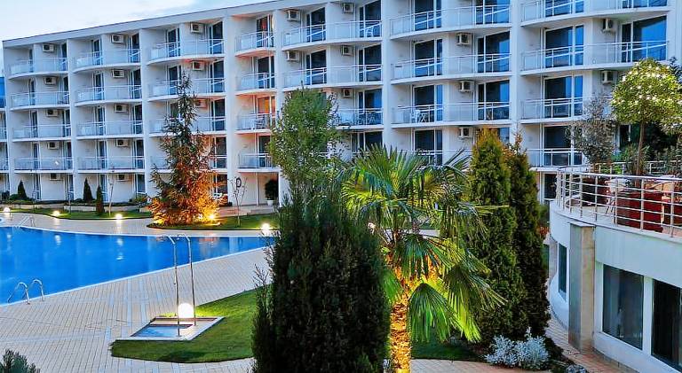 KJ Apartments - SwimmingPool - 3 Min From the Beach — photo 3