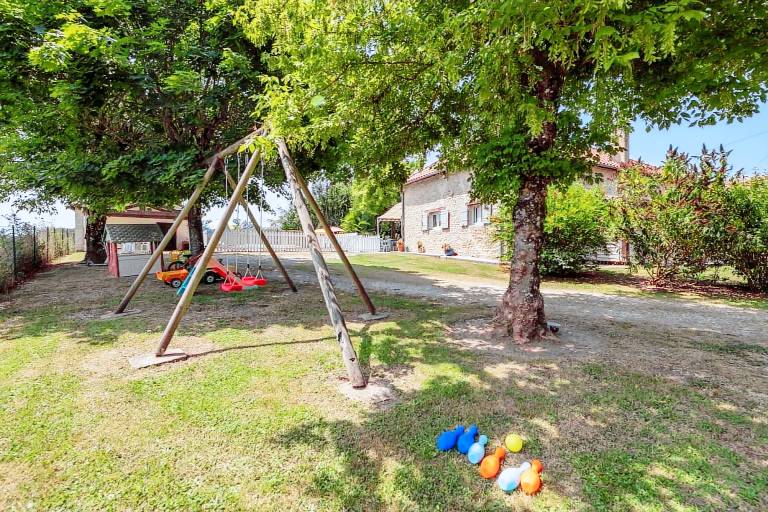 La Jandrine – Charming House with Private Heated Pool and Large Enclosed Garden — photo 5