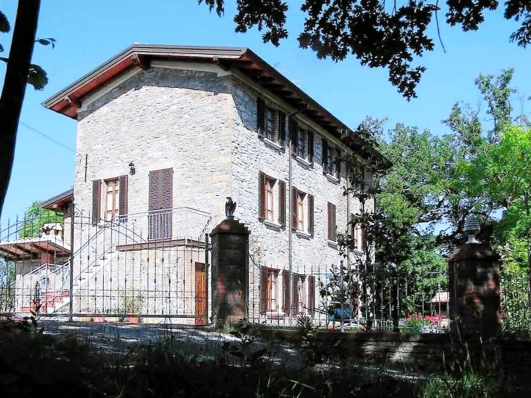 Longère Corti