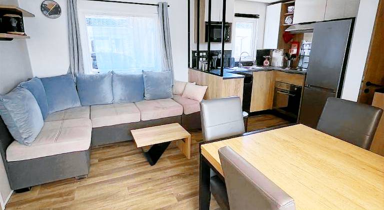 Chalet with 2 rooms for 8 persons — photo 2