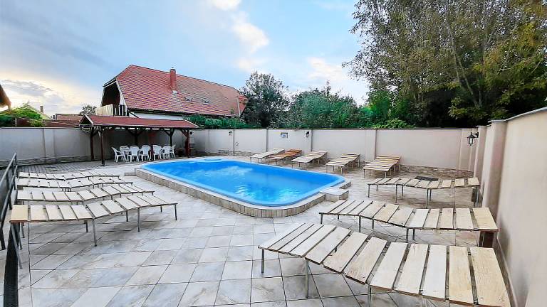 Ferienwohnung  Balatonlelle