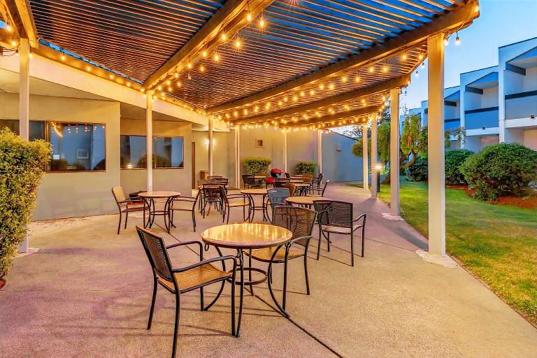 Best Western Plus Wine Country Inn & Suites — photo 5