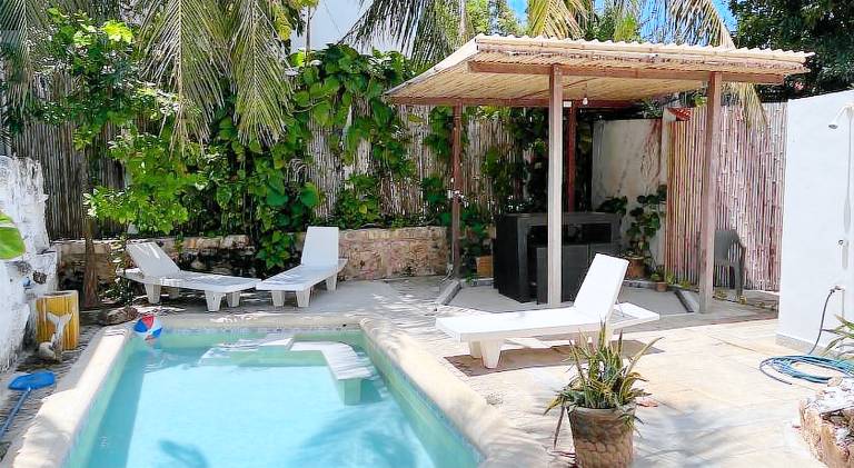 Vacation home with pool | Pet-friendly in Progreso