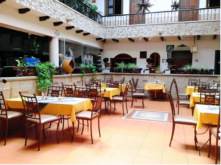 Hotel Regis