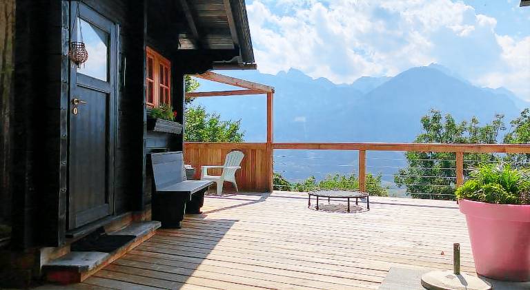 Vacation home with terrace, garden & BBQ — photo 3