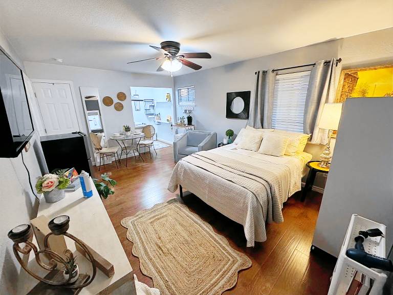 Apartment French Camp