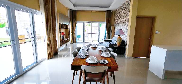 Villa with garden, terrace & private pool | Good for workation — photo 2