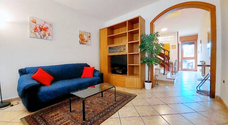 House with BBQ & yard | Suitable for remote work — photo 2