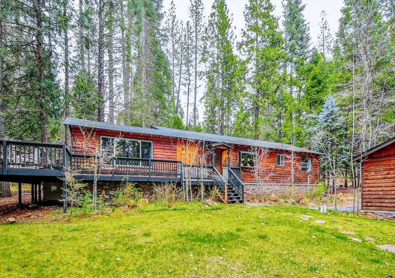Cabin  Hathaway Pines
