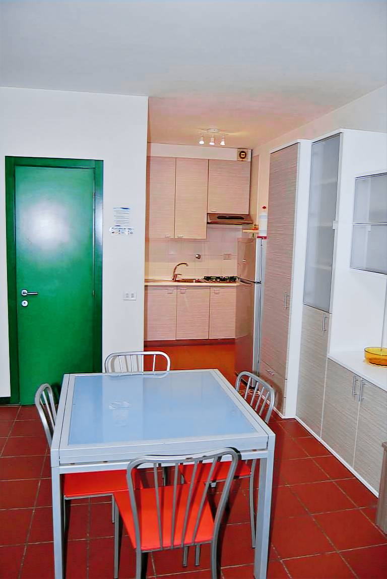 Holiday apartment with terrace — photo 4