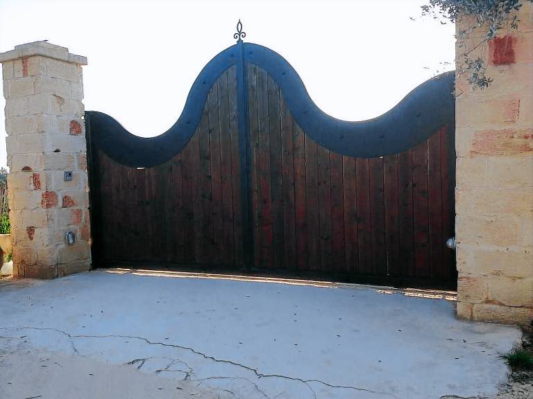Vacation home with garden — photo 2