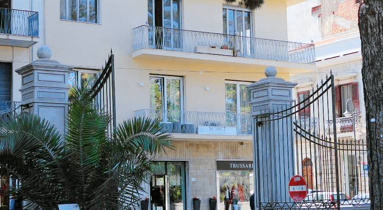 Sunset Guest House — photo 4