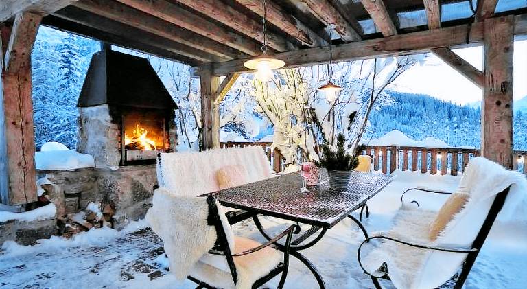 Chalet with jacuzzi — photo 4
