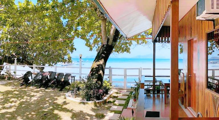 Fabregas Beach Cottages — photo 4