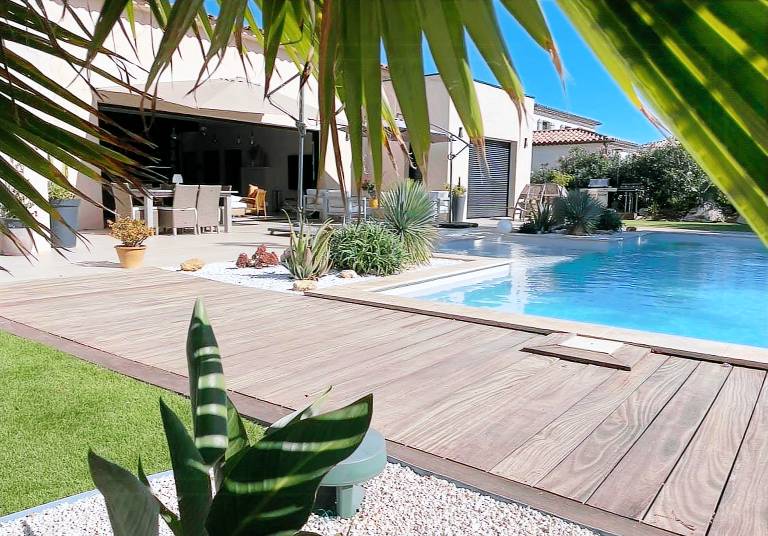 Family-oriented ample house with patio, barbeque & private pool | Suitable for remote work | Pets allowed — photo 3