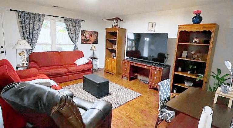 House with 1 room for 6 persons in Charlotte, NC