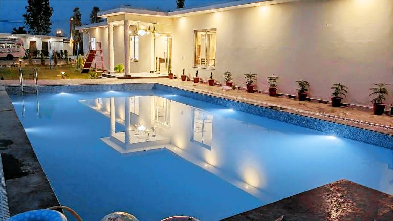 Resort Bhawanipur Salia