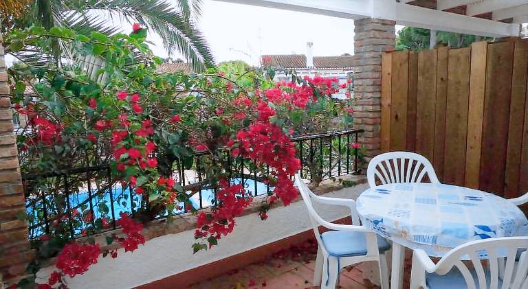 Apartment with pool | Pet-friendly — photo 5