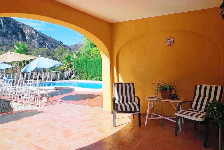 House  La Drova