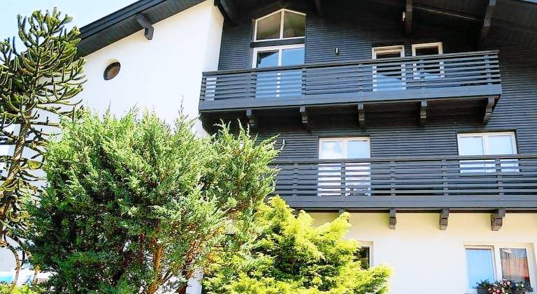 Charming holiday apartment with garden | Pets are welcome in Kufstein