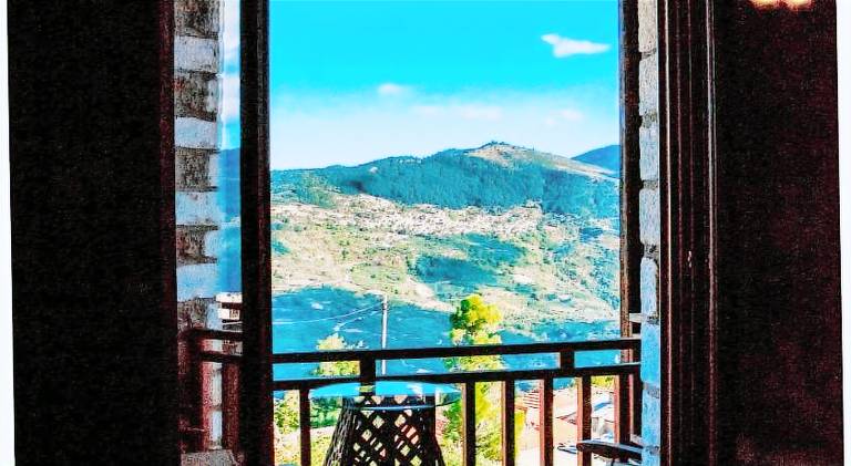 Theasis suites-Ορεινη Φιλοξενια — photo 3