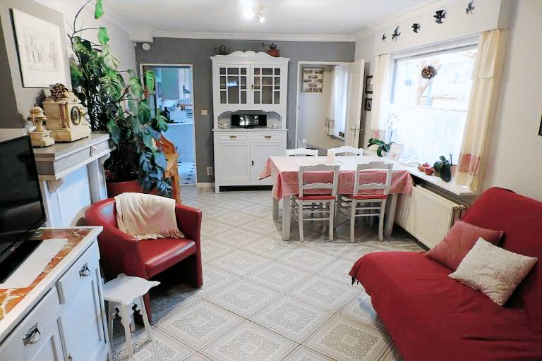 Fully equipped house with yard & patio | Pets are welcome — photo 4