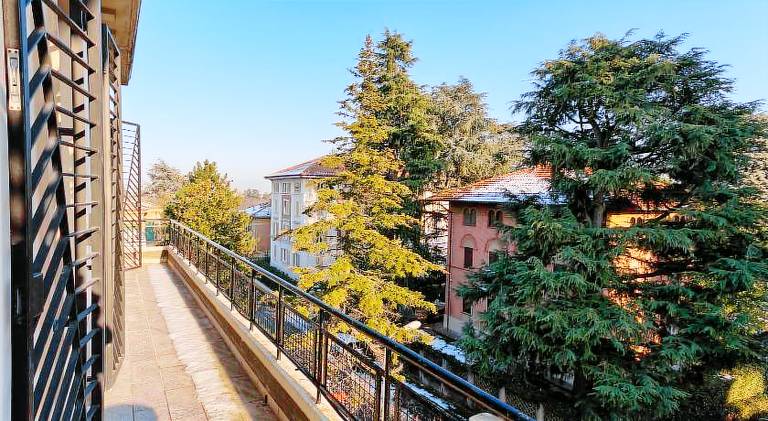 Holiday apartment with terrace & yard — photo 5