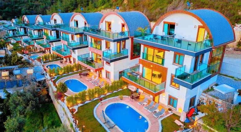 Villa with garden, grill & patio — photo 5