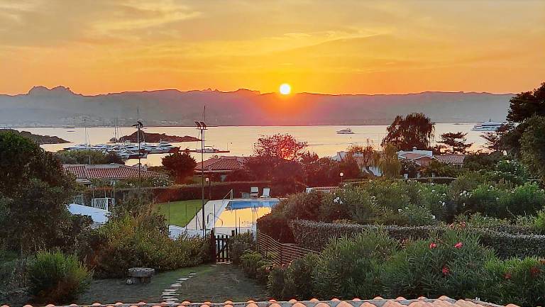 Villa 'Alba Baja Sardinia' with Sea View, Shared Pool, and Wi-Fi — photo 5