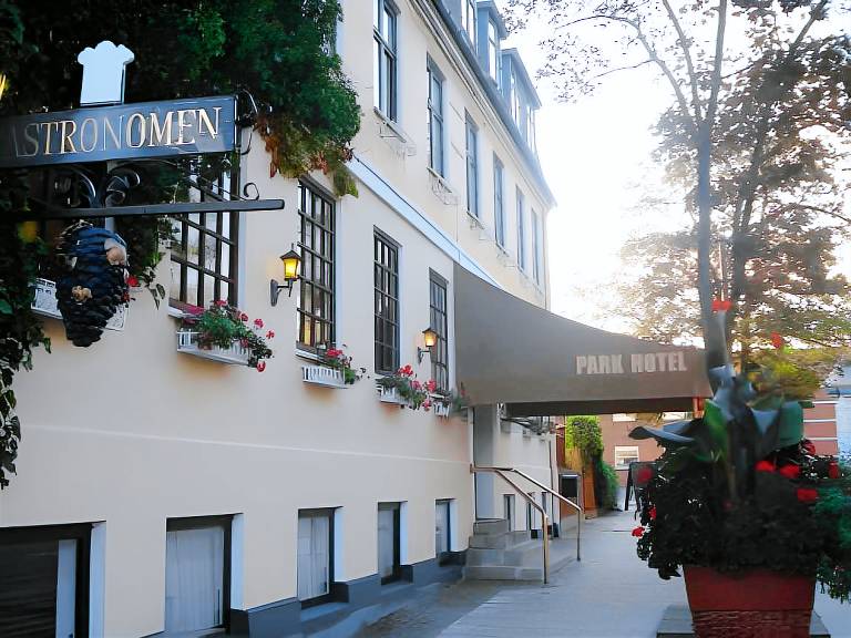 Park Hotel & Vinbar in Frederikshavn