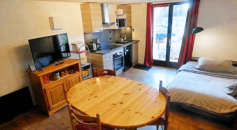 Les Pucines T2 bas de villa — photo 2