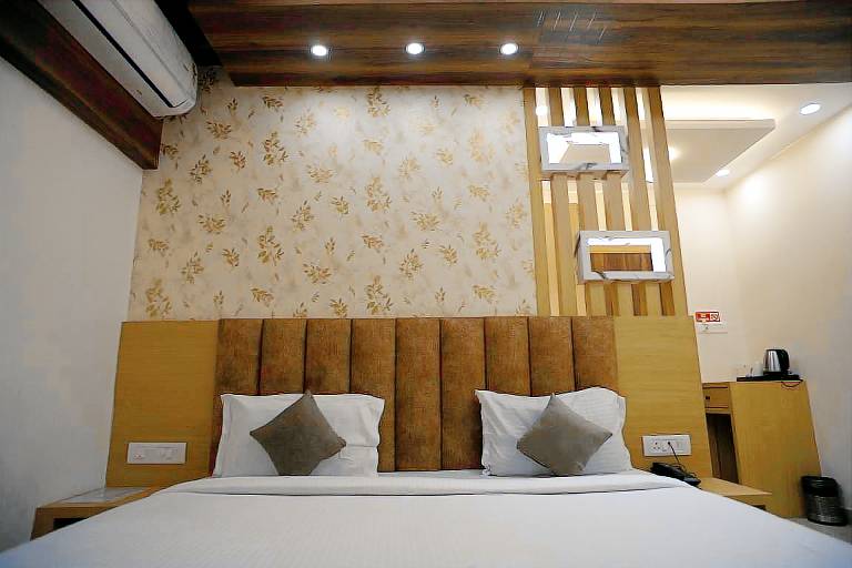 HOTEL SONALI GOLDEN PALACE