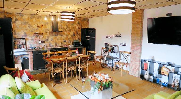Vacation home with garden, terrace & grill — photo 2