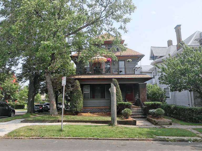 House  Buffalo