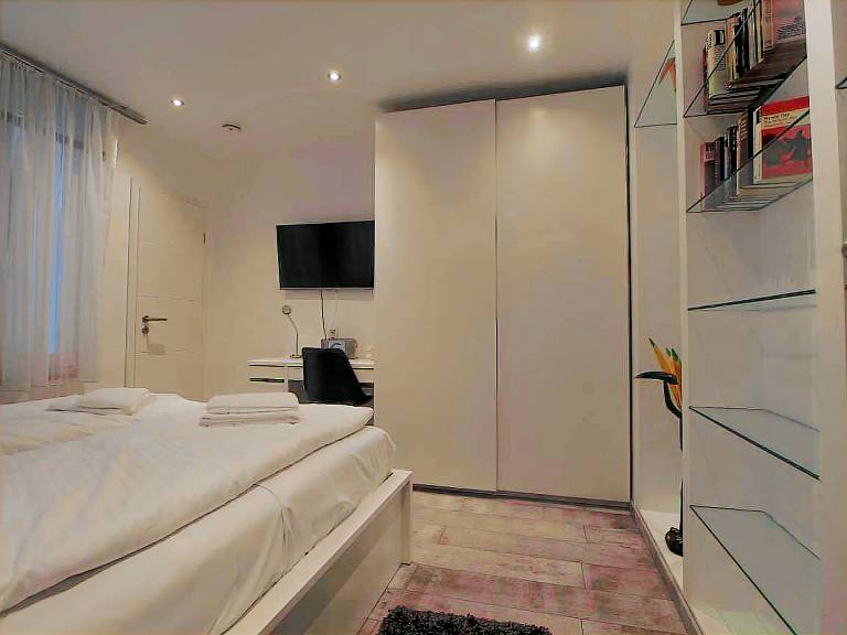 3-Zimmer-Ferienwohnung – 60 m², Erdgeschoss, WLAN & Hund, zentrale Lage — photo 5