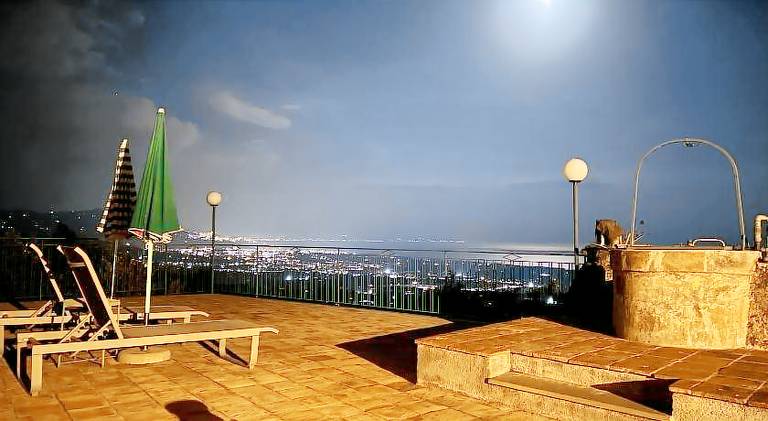 House with 1 room for 4 persons in Mascali
