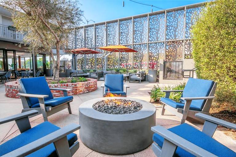 Olivia Hotel