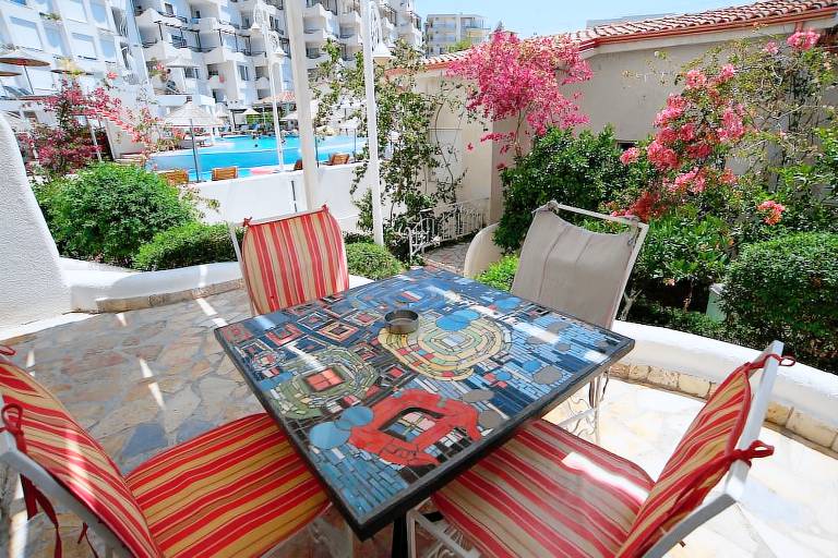 Hotel apartamentowy Saranda