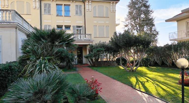 Apartment with 2 rooms for 4 persons — photo 3