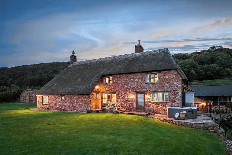Farmhouse Glastonbury