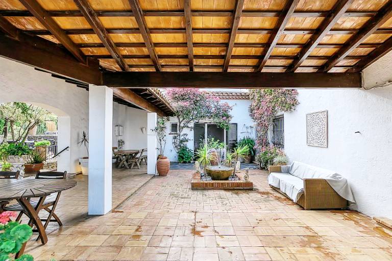 Fully equipped wonderful villa with yard, barbecue & private pool | Beach view | Next to the beach | Pets are welcome — photo 4
