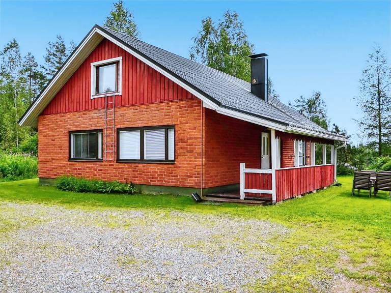 Lovely vacation home with barbeque & sauna | Nature view | Pets allowed — photo 2