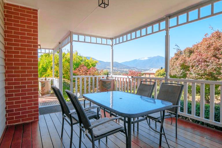 House  Mount Beauty - Tawonga South