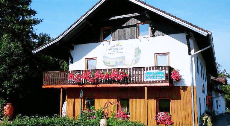 Fruhstuckspension Mayer Schiller